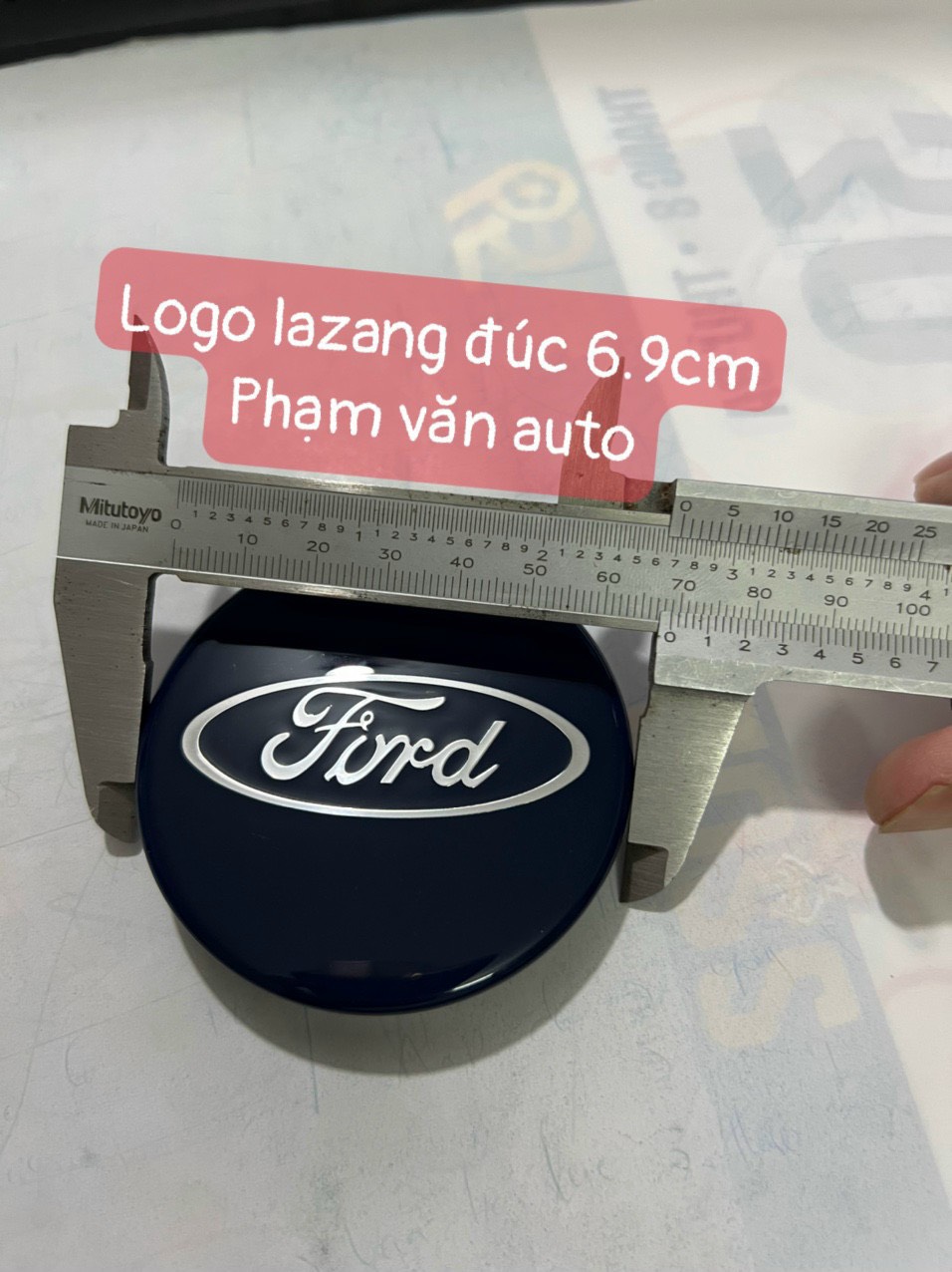 Ốp Lazang đúc Ford Transit đường kính 6.2cm 97BG1000AD hàng chất lượng cao Pham Van auto