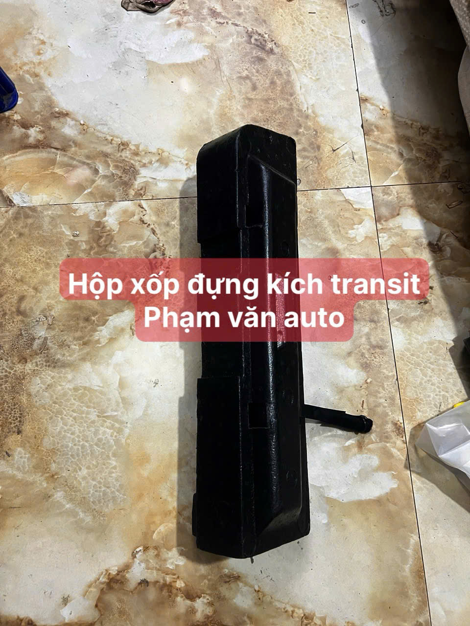Xốp đựng kích xe Ford Transit hàng xịn giá rẻ | Phạm văn auto