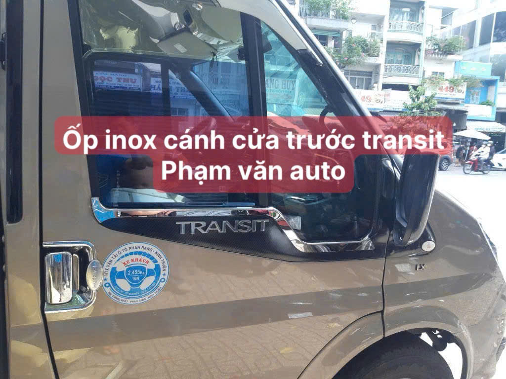 Ốp inox nẹp cánh cửa trước Ford Transit (chữ Z) hàng chất lượng cao giá tốt Phạm Văn auto