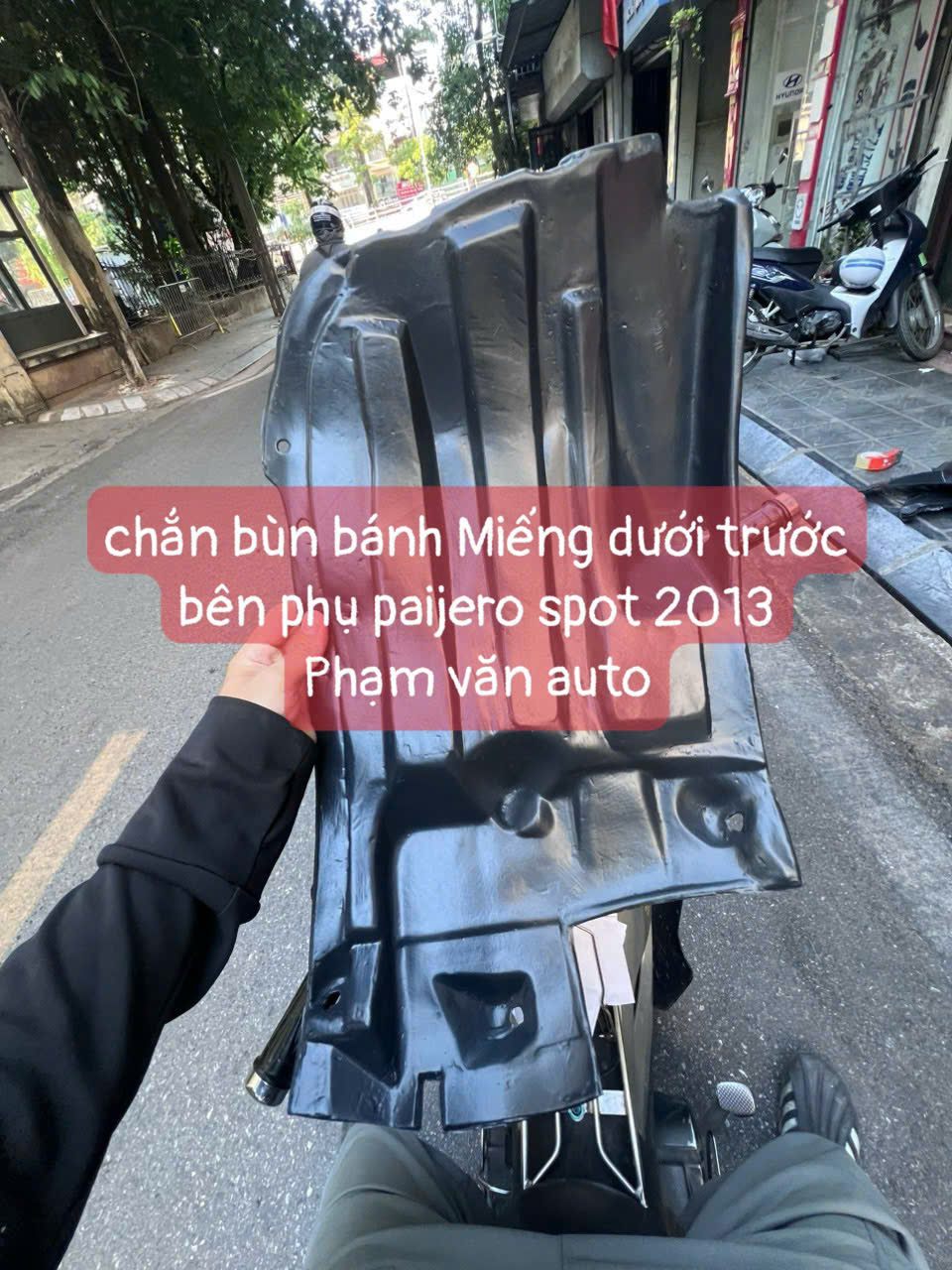 Chắn Bùn Bánh Miếng Dưới Trước Bên Phụ Pajero Spot 2013 Hàng Cao Cấp Giá Tốt Phạm Văn Auto