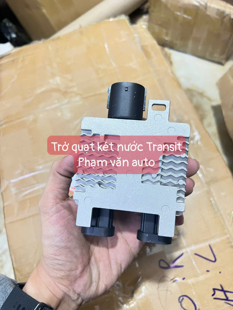 Trở Quạt Két Nước Transit Hàng Xịn Giá Tốt Phạm Văn Auto